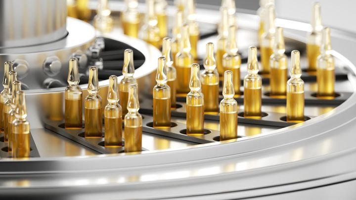 3d render illustration. Pharmaceutical production of glass ampoules filled with yellow liquid, moving on an automatic conveyor line. Sterile manufacturing process